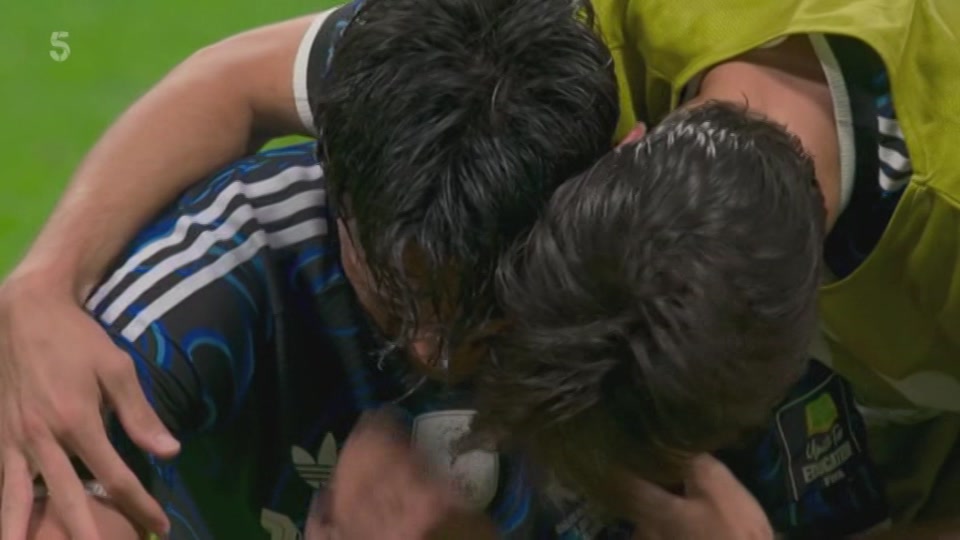 Still from Channel 5 at 0:00