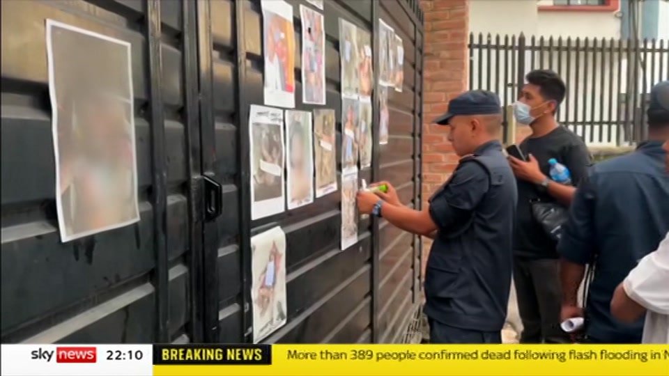 Broadcast still at 10m. Sky News, The Wrap With Anna Botting, 27 August 2026.