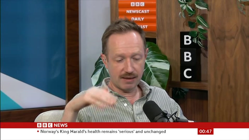 Still from BBC News at 17:00