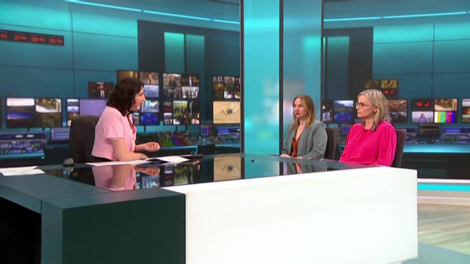 Broadcast still at 14m. ITV, ITV Lunchtime News, 28 August 2026.