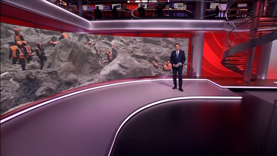 Still from BBC One at 9:30