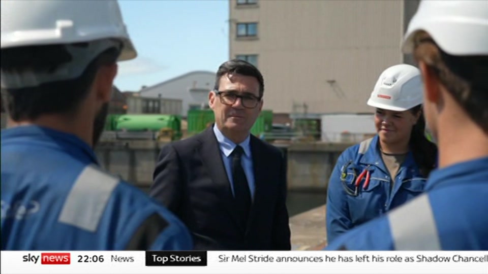 Broadcast still at 6m. Sky News, The Wrap With Anna Botting, 31 August 2026.
