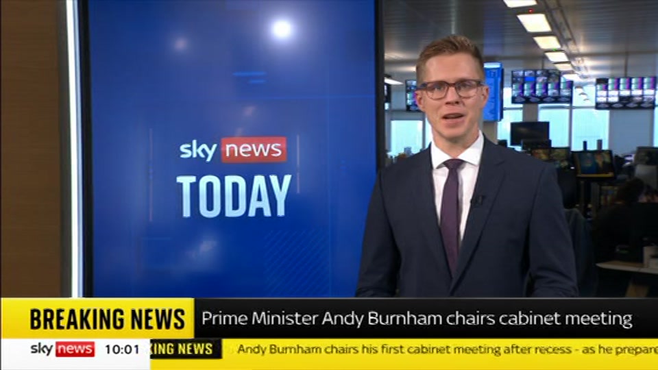 Still from Sky News at 1:00