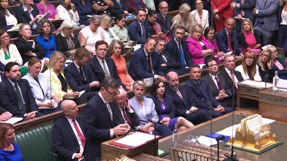 Broadcast still at 5m. ITV, ITV News at Ten, 1 September 2026.