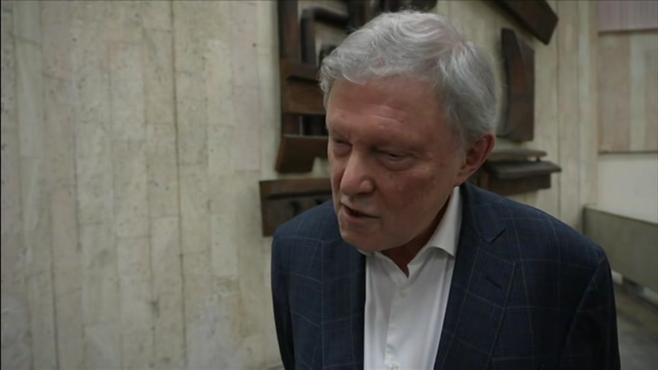 Still from BBC One at 10:00