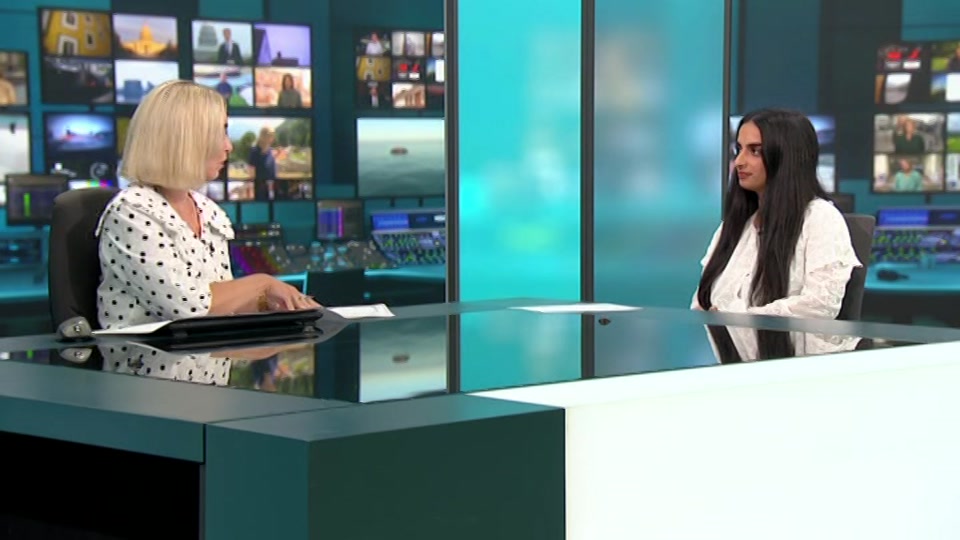 Still from ITV at 2:00