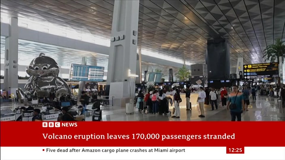 Still from BBC News at 25:00