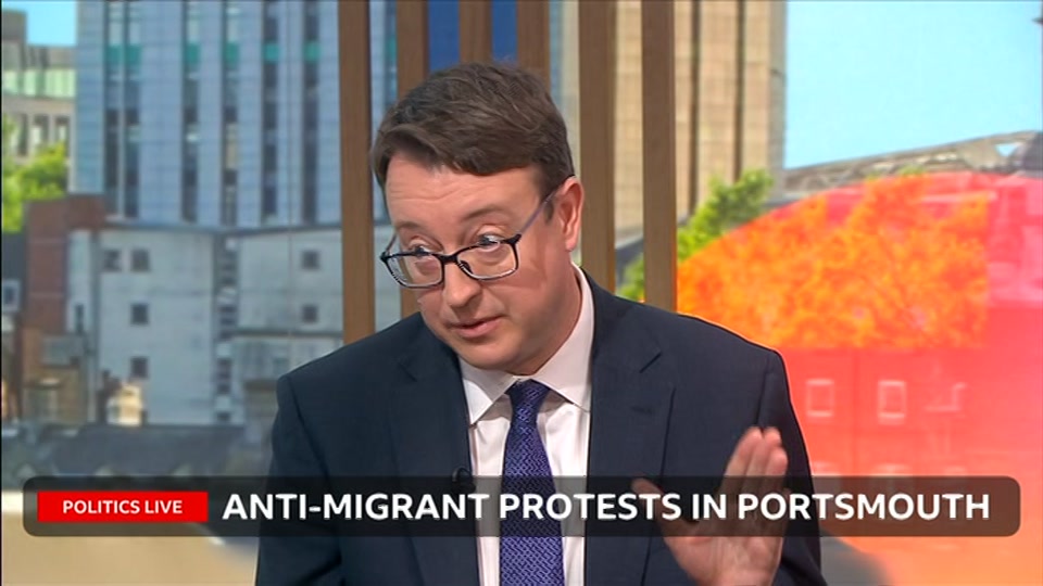 Still from BBC Two at 5:00