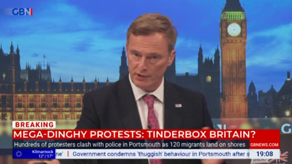 Still from GB News at 8:00