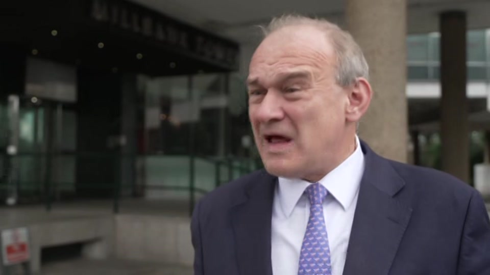 Broadcast still at 5m. ITV, ITV News at Ten, 9 September 2026.