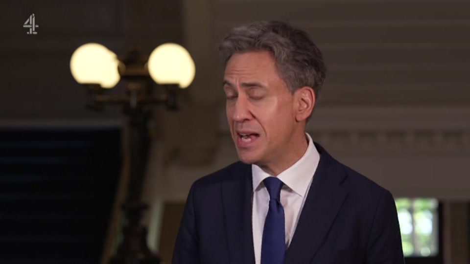Broadcast still at 1m 30s. Channel 4, Channel 4 News Summary, 9 September 2026.