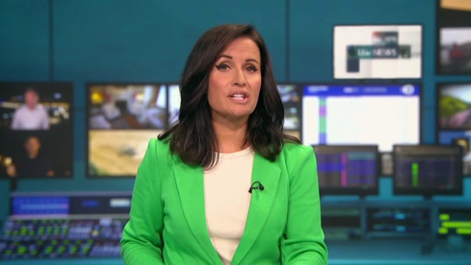 Still from ITV at 15:00