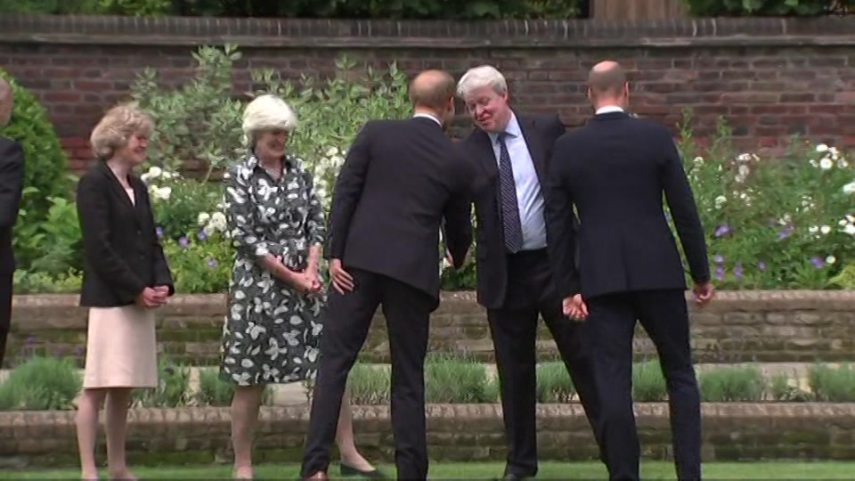 Still from ITV at 2:00