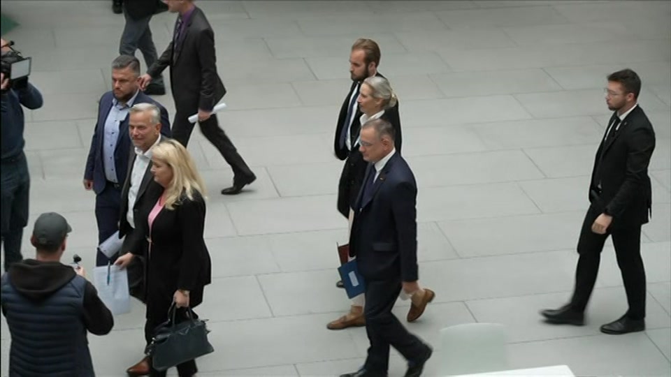 Broadcast still at 22m 30s. BBC One, BBC News, 21 September 2026.