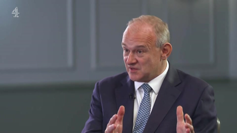 Broadcast still at 39m. Channel 4, Channel 4 News, 21 September 2026.