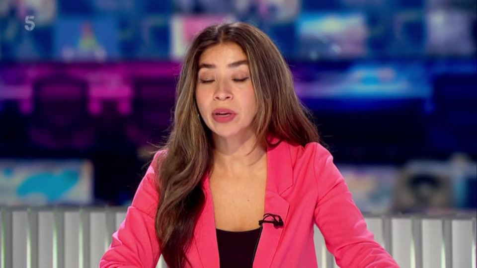 Still from Channel 5 at 1:00