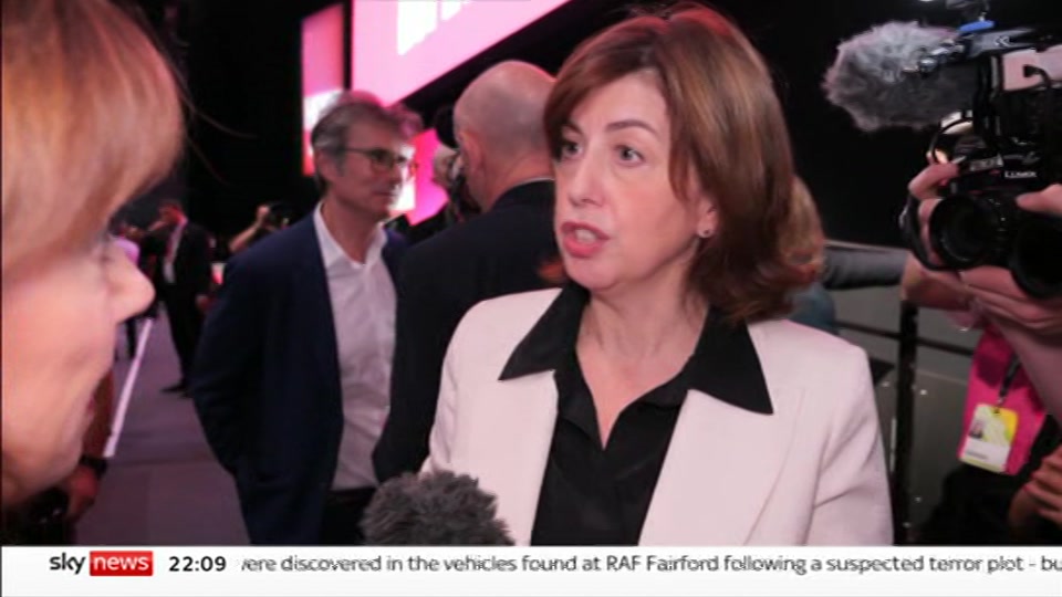 Broadcast still at 9m. Sky News, The Wrap With Anna Botting, 29 September 2026.