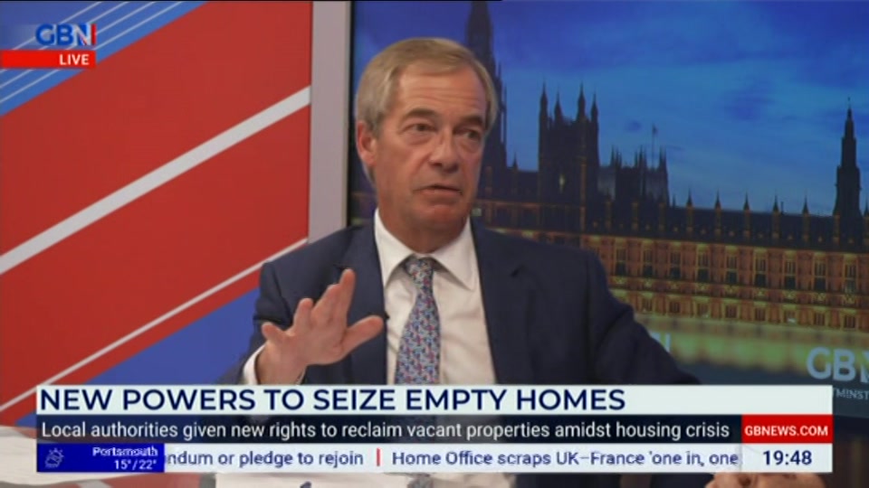 Broadcast still at 48m 30s. GB News, New: Farage, 30 September 2026.