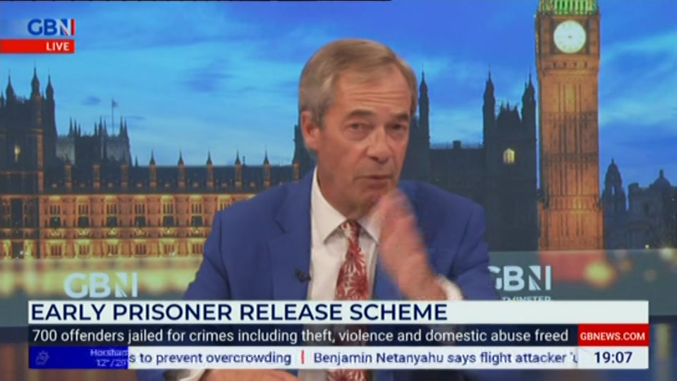 Still from GB News at 7:00