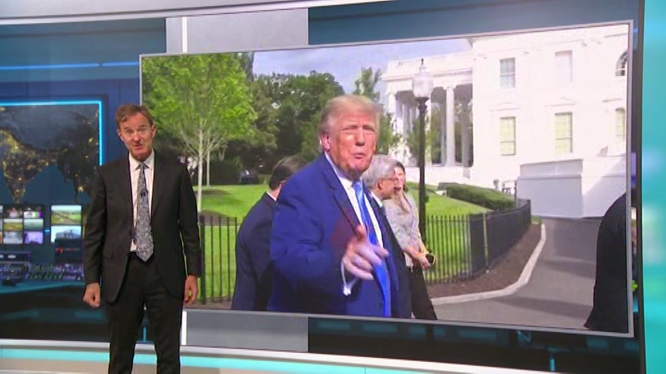 Still from ITV at 9:00