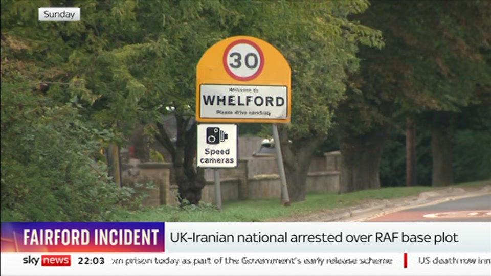 Broadcast still at 3m. Sky News, The Wrap With Anna Botting, 1 October 2026.