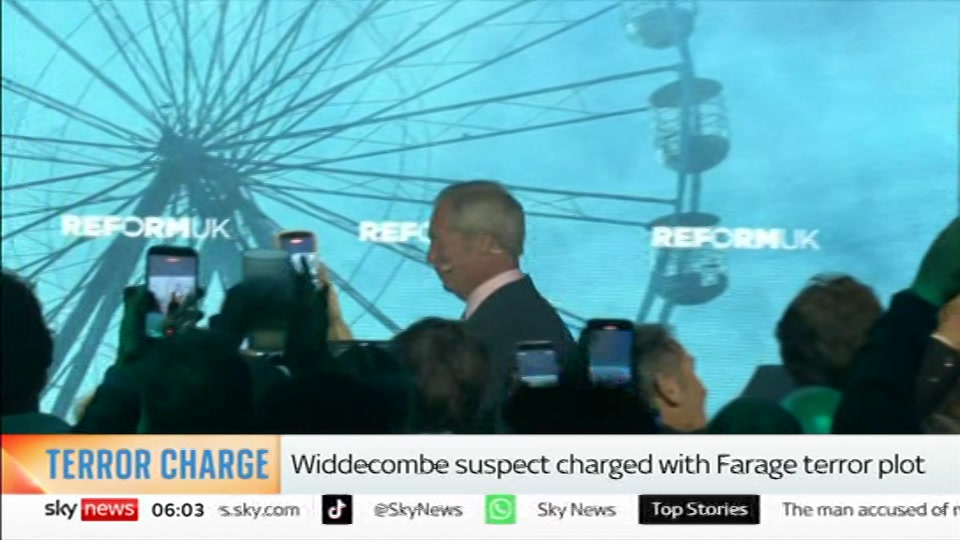 Broadcast still at 3m. Sky News, Mornings with Jones and Melbourne, 3 October 2026.