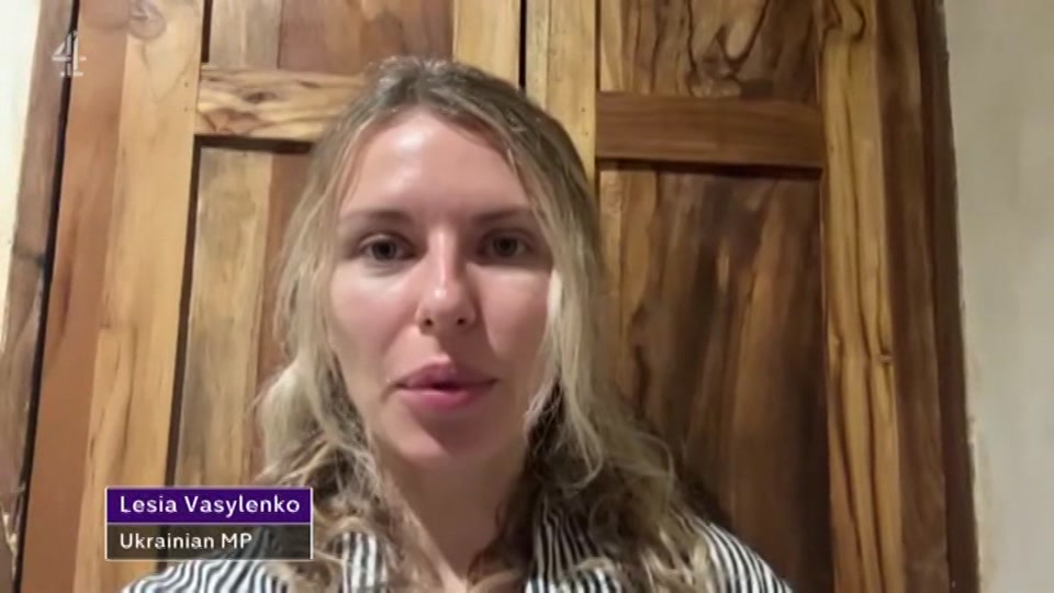 Broadcast still at 3m 30s. Channel 4, Channel 4 News, 3 October 2026.