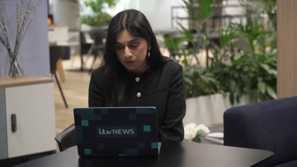 Broadcast still at 9m 30s. ITV, ITV News, 4 October 2026.