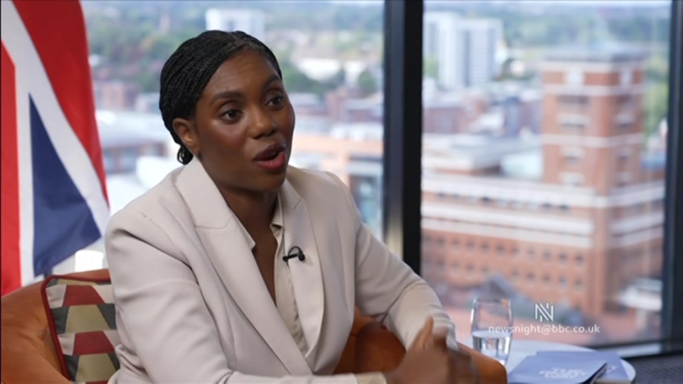 Broadcast still at 22m 30s. BBC Two, Newsnight, followed by Weather, 6 October 2026.