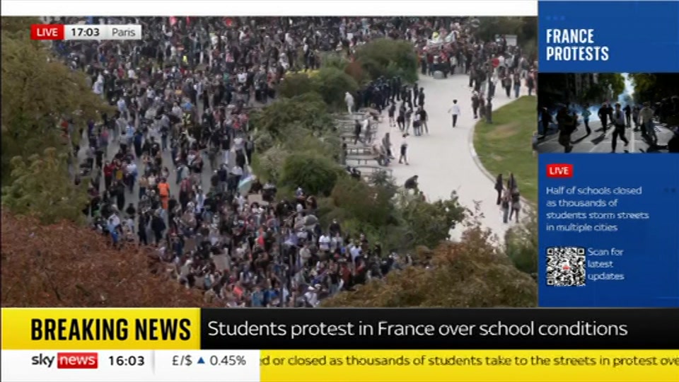 Still from Sky News at 3:00