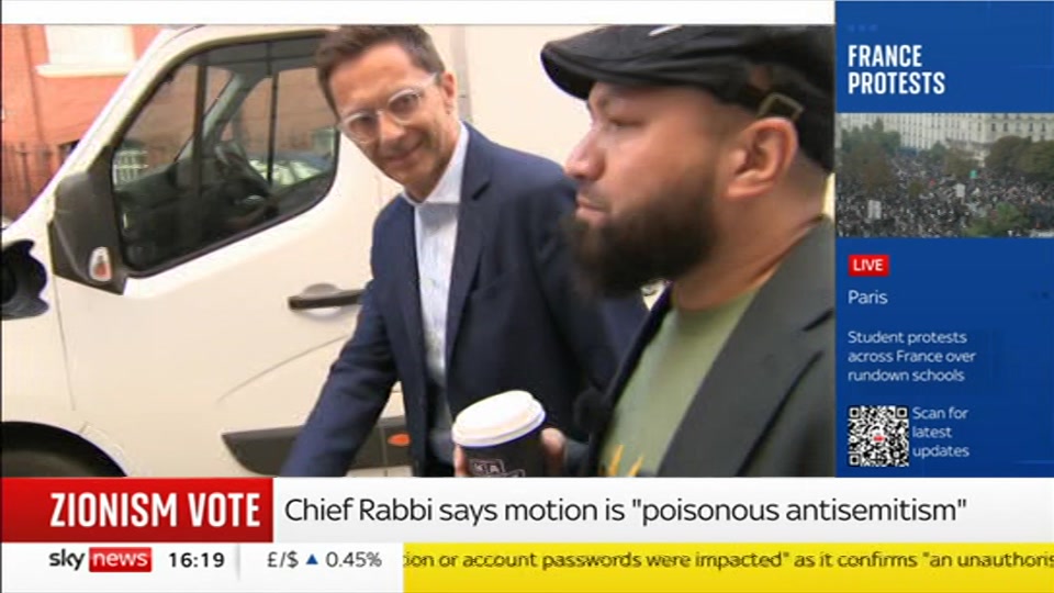 Still from Sky News at 19:00