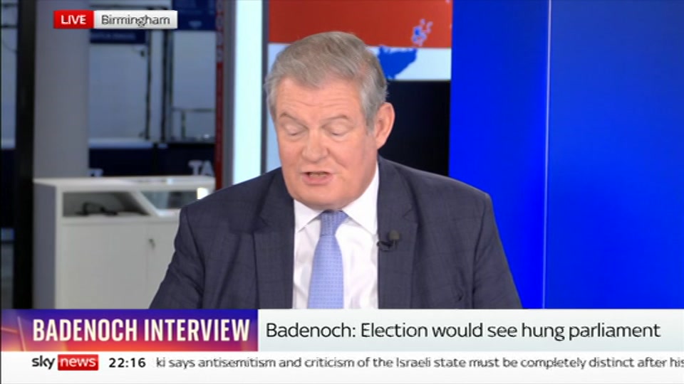 Broadcast still at 16m. Sky News, The Wrap With Anna Botting, 6 October 2026.