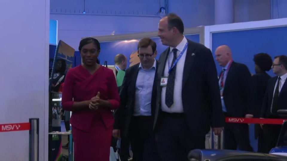 Still from ITV at 17:00