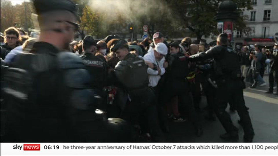 Broadcast still at 19m. Sky News, Mornings, 7 October 2026.