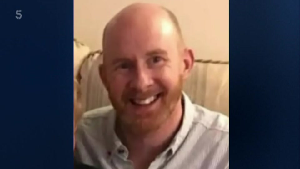 Broadcast still at 0s. Channel 5, 5 News at Lunchtime, 7 October 2026.