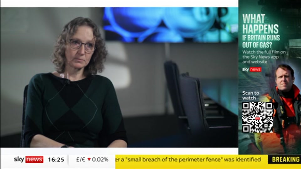 Broadcast still at 25m. Sky News, Sky News Today with Jayne Secker, 8 October 2026.