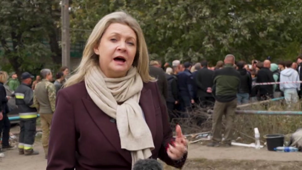 Broadcast still at 10m. ITV, ITV News at Ten, 8 October 2026.