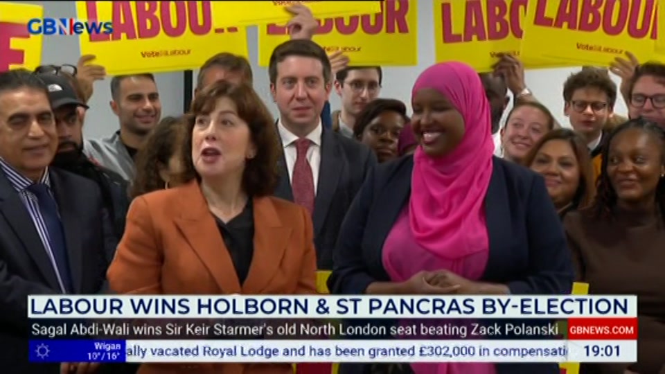 Still from GB News at 1:00