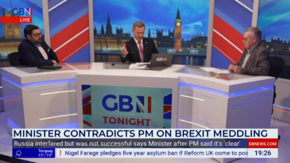 Broadcast still at 26m 30s. GB News, New: Farage, 12 October 2026.