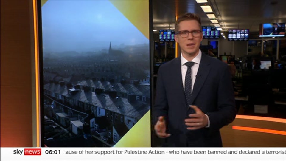 Still from Sky News at 1:00