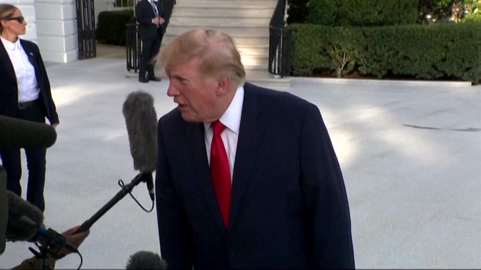 Broadcast still at 0s. Channel 5, 5 News at Lunchtime, 15 October 2026.