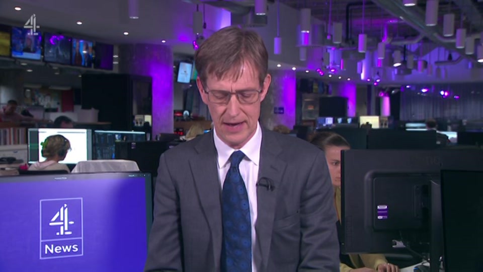 Broadcast still at 29m 30s. Channel 4, Channel 4 News, 15 October 2026.