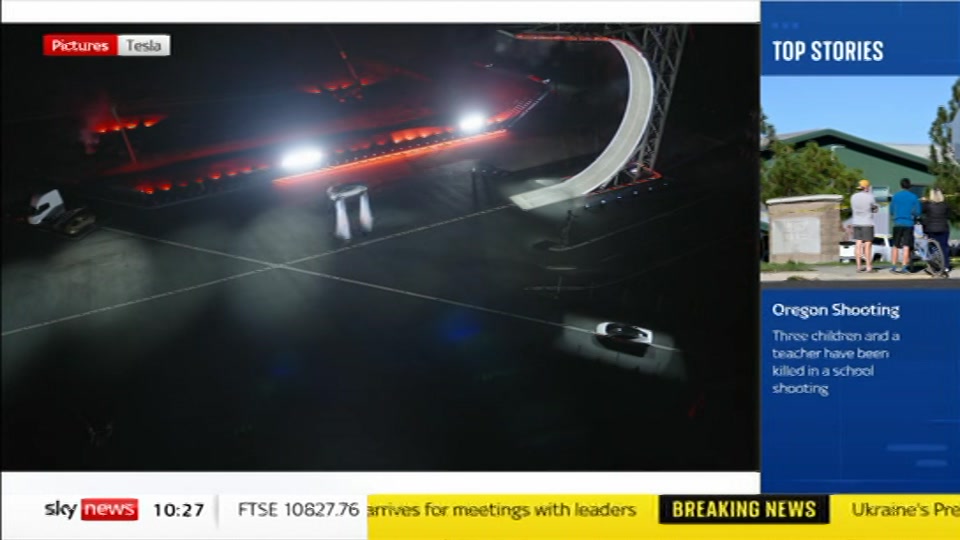 Broadcast still at 27m 30s. Sky News, Sky News Today with Sam Washington, 16 October 2026.