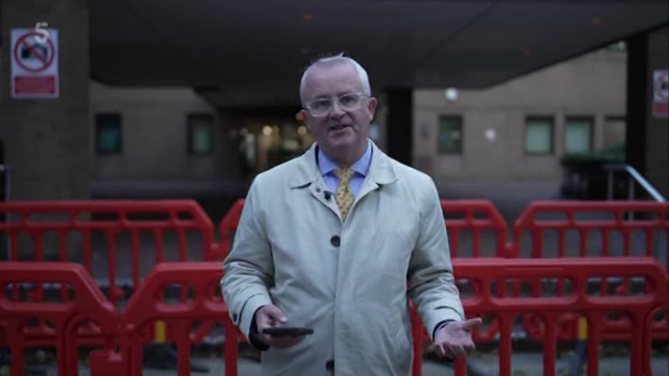 Still from Channel 5 at 4:00