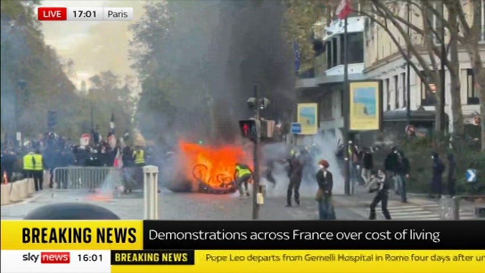 Still from Sky News at 1:30