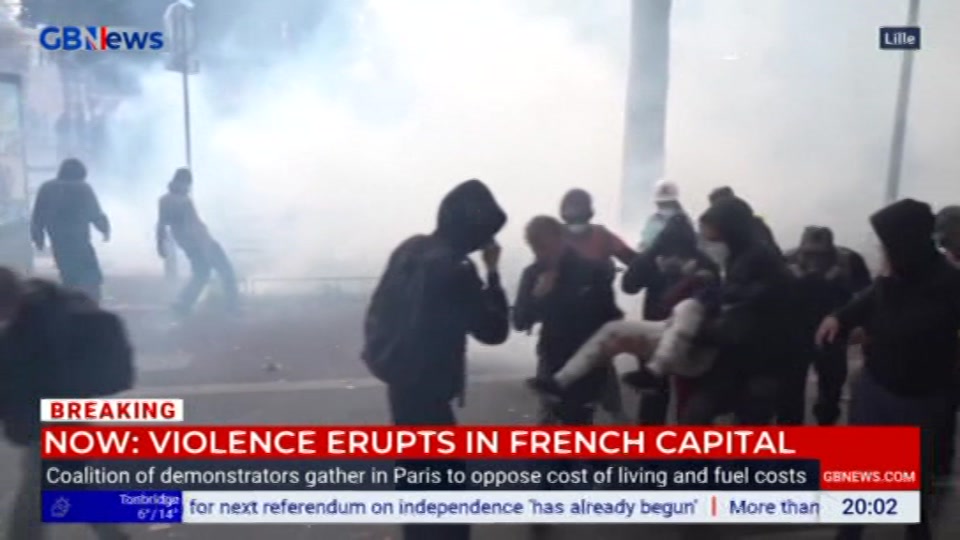 Still from GB News at 2:30