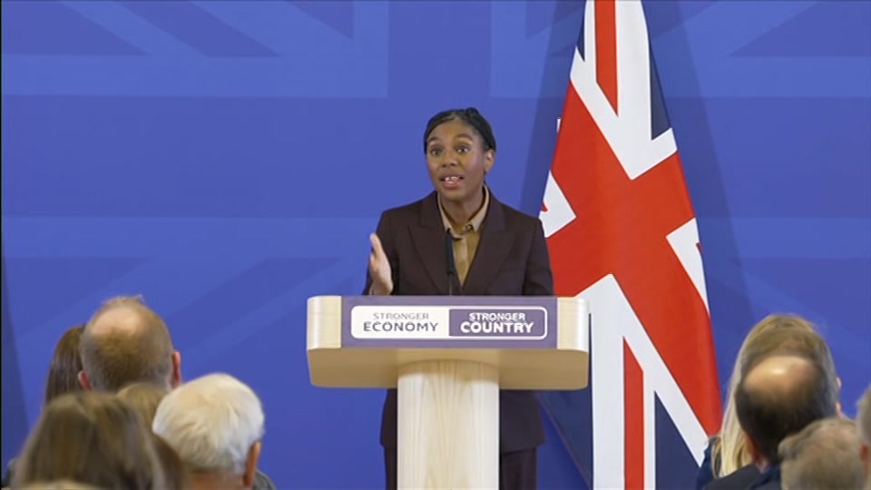 Still from BBC Two at 9:00