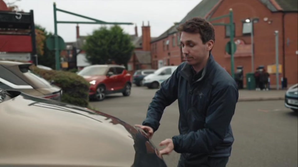 Still from Channel 5 at 14:00