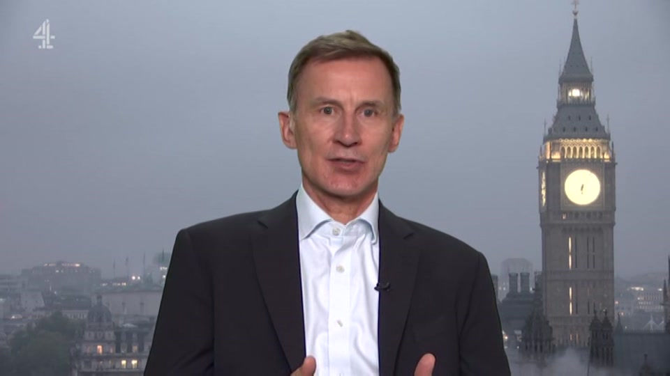 Broadcast still at 8m 30s. Channel 4, Channel 4 News, 20 October 2026.