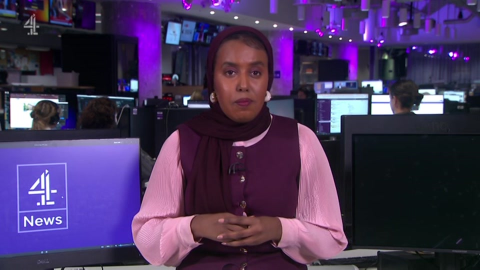 Broadcast still at 18m. Channel 4, Channel 4 News, 20 October 2026.